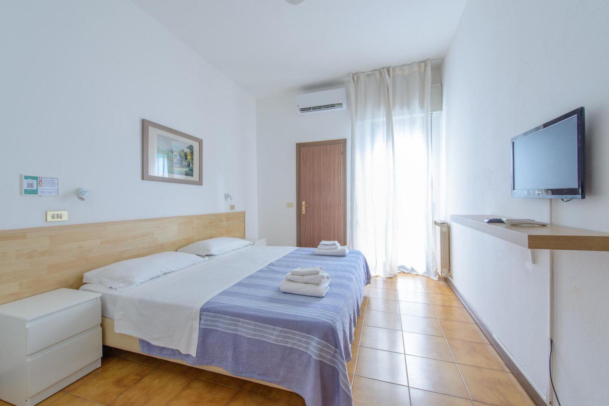 Hotel Avana Mare Rimini Exterior photo